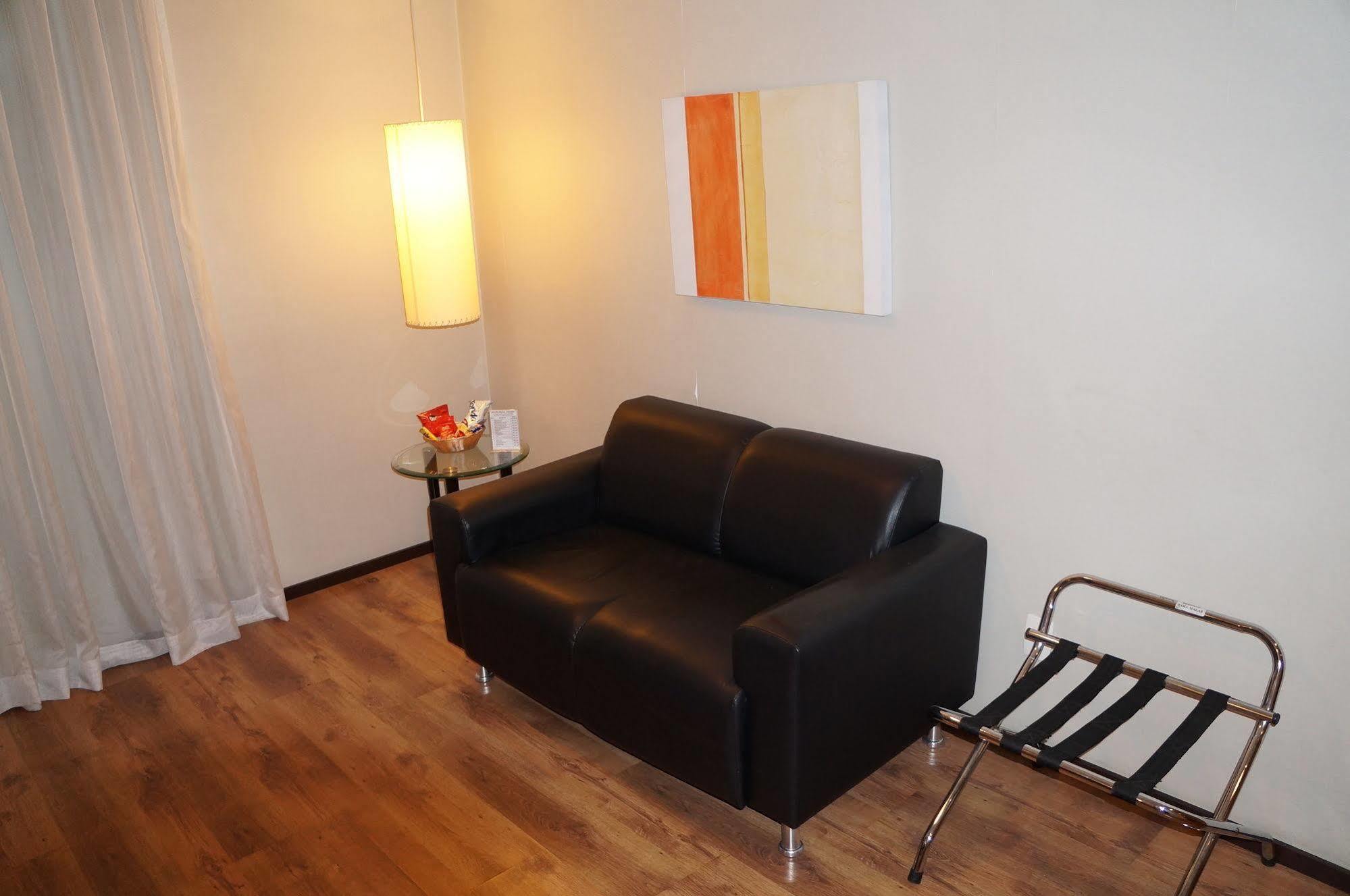 Travel Inn Osasco Ngoại thất bức ảnh